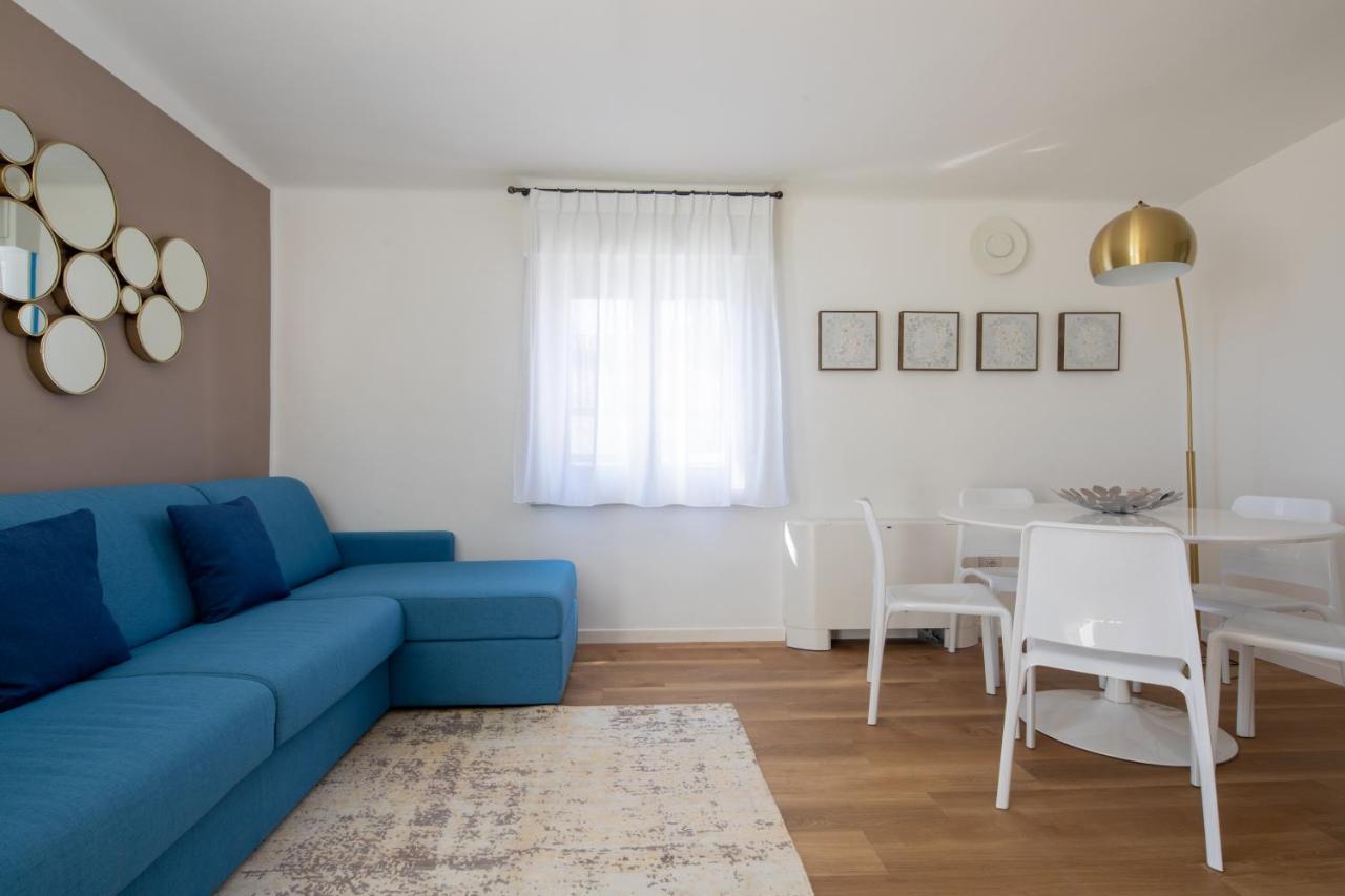 Vis A Vis Apartments Triest Exterior foto